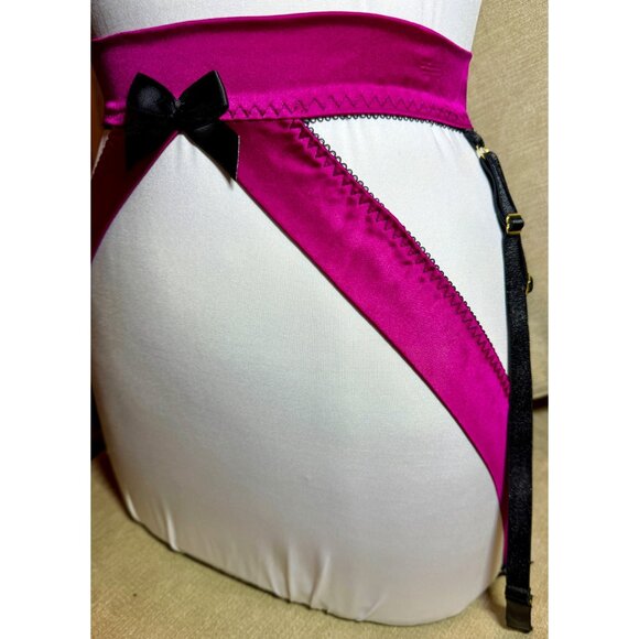 Bordelle Garter Belt Bright/Deep Fuchsia Pink, Size Small - Picture 6 of 15